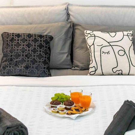 Duomo In 8 Stops Suite Deluxe Loft Milano Dış mekan fotoğraf