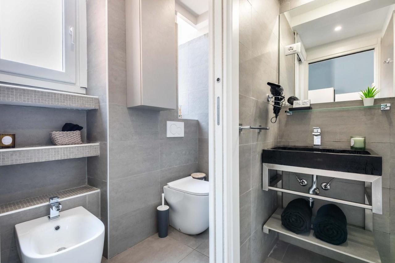 Duomo In 8 Stops Suite Deluxe Loft Milano Dış mekan fotoğraf